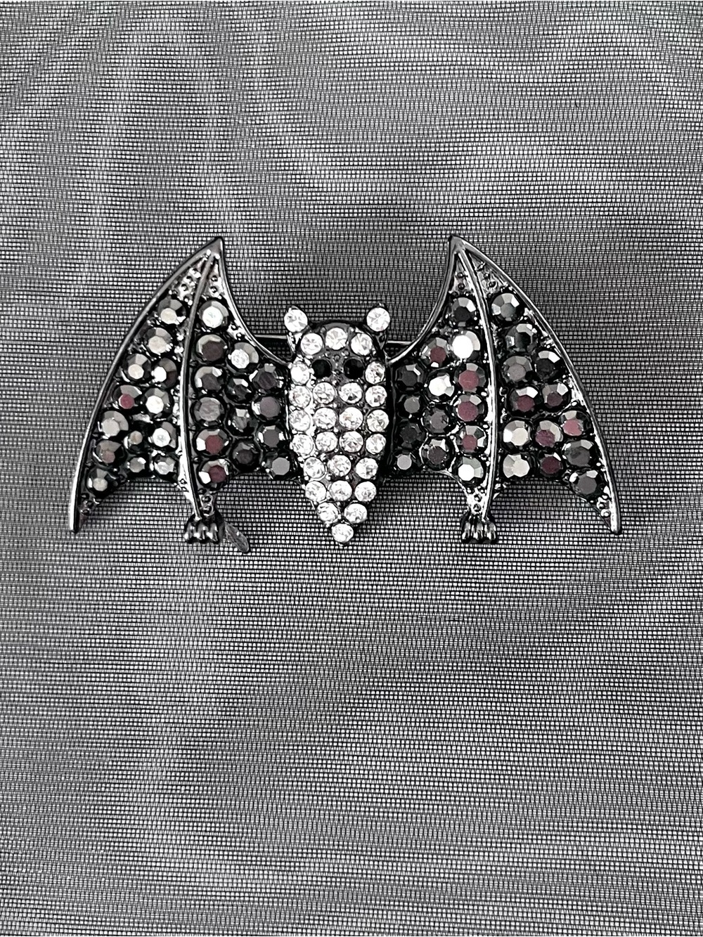 Vampire Bat Black Silver Rhinestone Crystal Brooch Pin Goth Halloween Whimsigoth